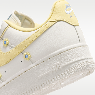 NIKE ナイキ　WMNS AIR FORCE 1 25cm 新品 NIKE公式】ナイキ エア フォース 1 '07 ウィメンズシューズ.オンライン